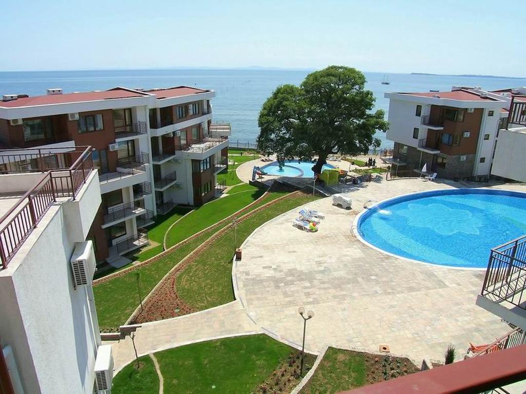 Gt Messambria Fort Beach Apartments Sveti Vlas Εξωτερικό φωτογραφία