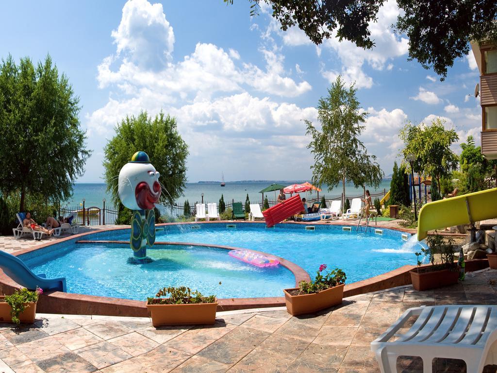 Gt Messambria Fort Beach Apartments Sveti Vlas Εξωτερικό φωτογραφία